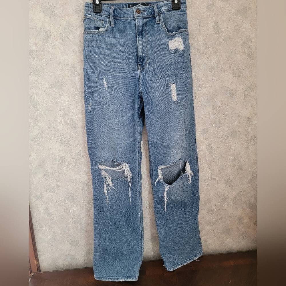 Holister High Rise Dad Ripped Jeans